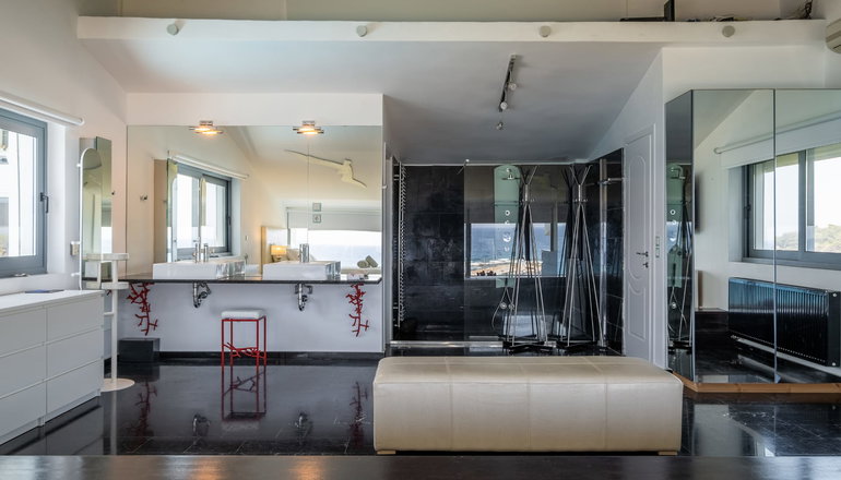 Icarus Luxury Beachfront Villa - Γιαλισκάρι, Ικαρία