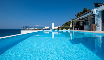 Icarus Luxury Beachfront Villa - Γιαλισκάρι, Ικαρία