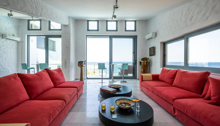 Icarus Luxury Beachfront Villa - Γιαλισκάρι, Ικαρία