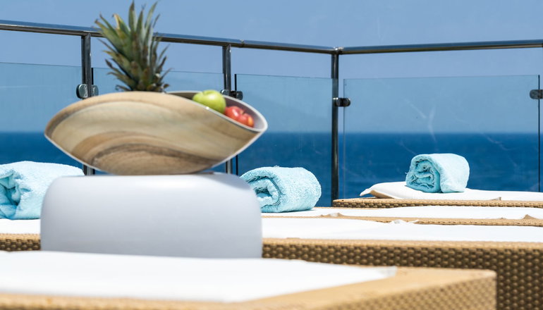 Icarus Luxury Beachfront Villa - Γιαλισκάρι, Ικαρία