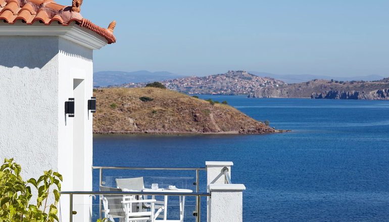 Eleia Seafront Rooms & Villas - Πέτρα, Λέσβος