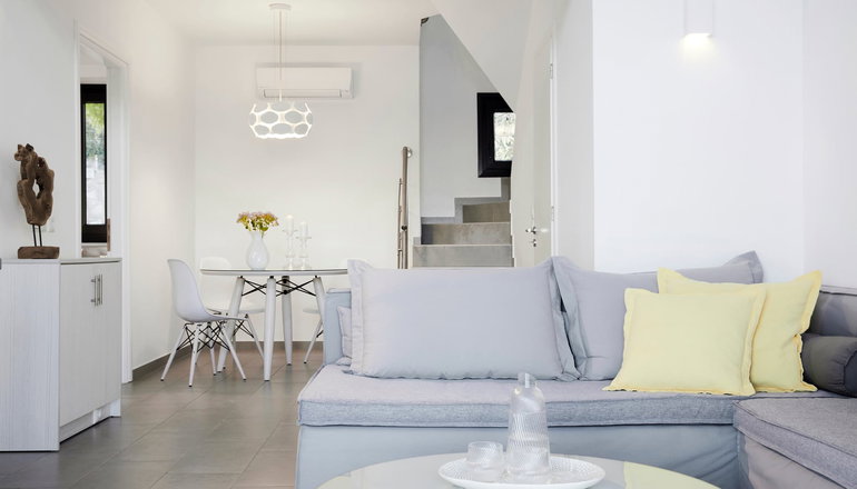 Eleia Seafront Rooms & Villas - Πέτρα, Λέσβος