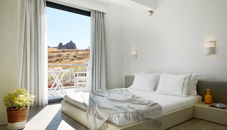 Eleia Seafront Rooms & Villas - Πέτρα, Λέσβος