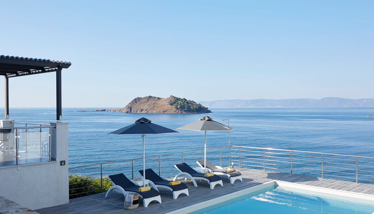 Eleia Seafront Rooms & Villas - Πέτρα, Λέσβος