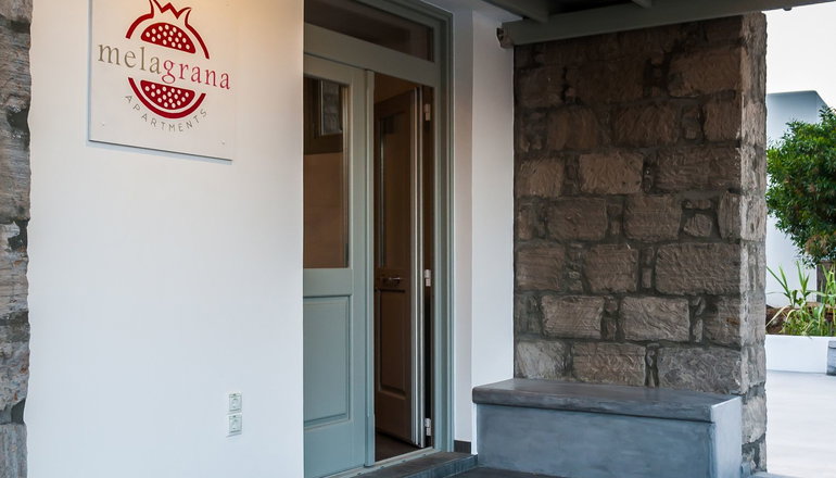Melagrana Apartments Milos