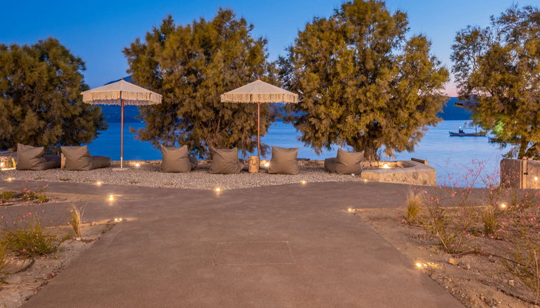 Klima Bay Beachfront Boutique Houses