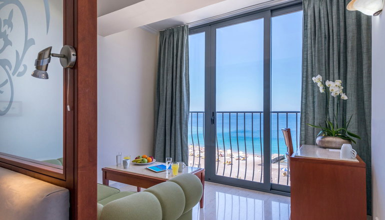 4* Mitsis La Vita Beach Hotel