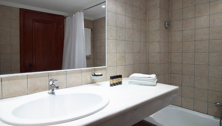 4* Mitsis La Vita Beach Hotel