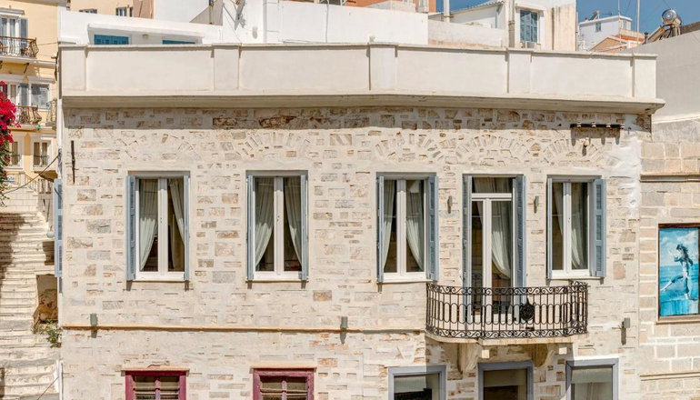 1844 Suites - Ερμούπολη, Σύρος