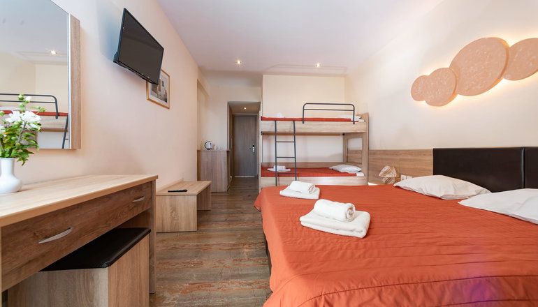 4* Alyssium - Μπενίτσες, Κέρκυρα