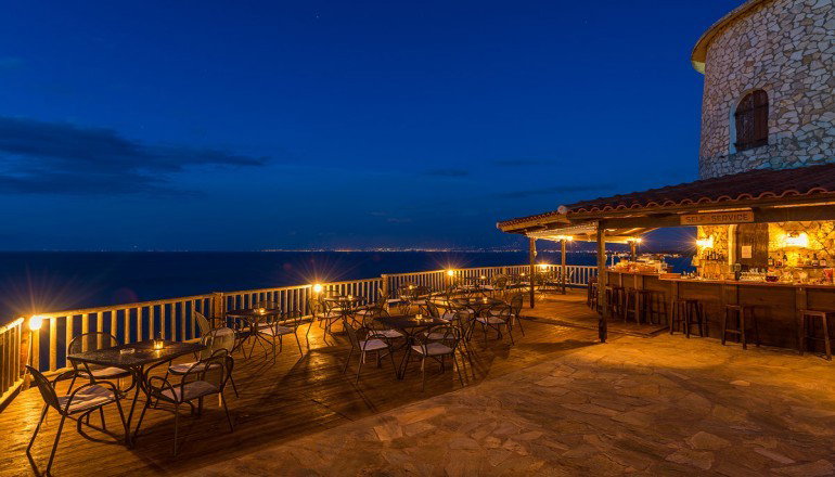 4* Pavlina Beach Hotel