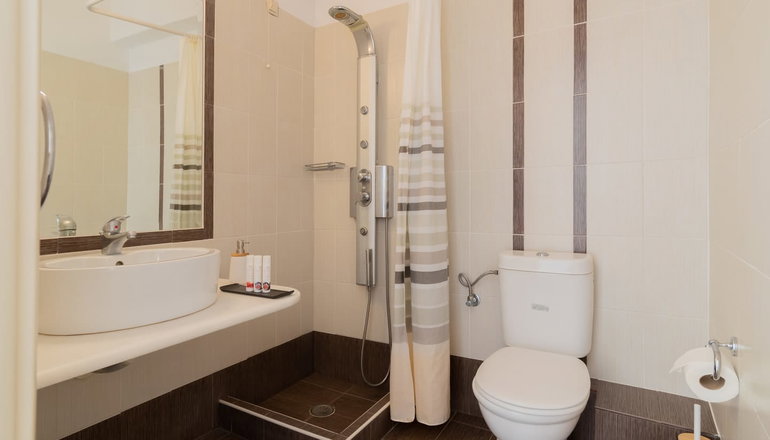 Hotel Anemomilos - Αγία Άννα, Νάξος