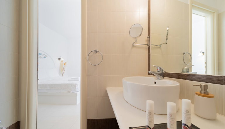 Hotel Anemomilos - Αγία Άννα, Νάξος
