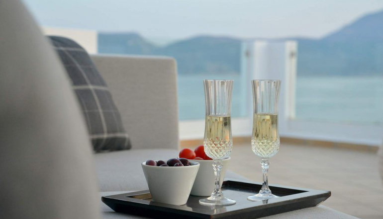 Ostria Hotel