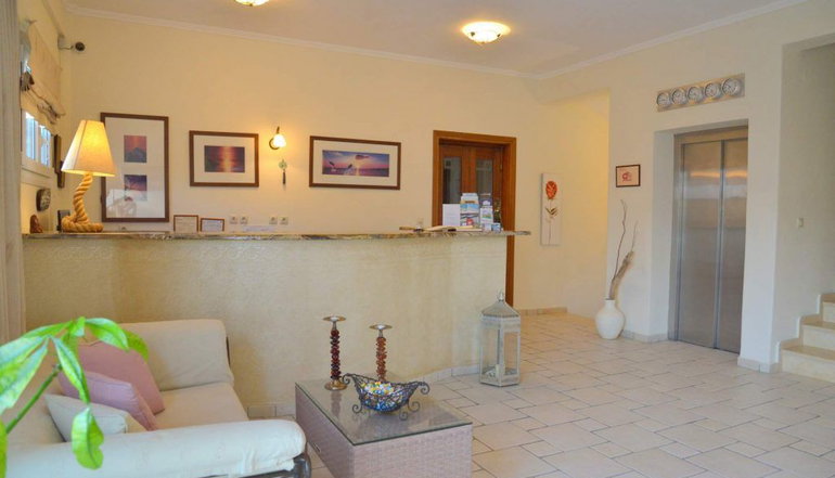 Ostria Hotel