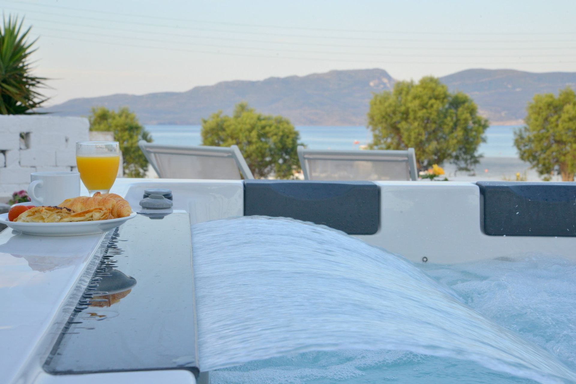 Ostria Hotel - Αδάμαντας, Μήλος