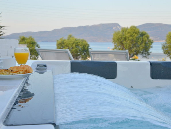 Ostria Hotel