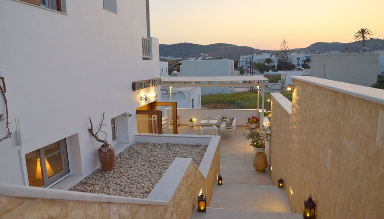 Ostria Hotel
