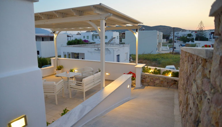 Ostria Hotel