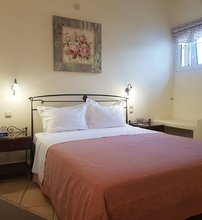 Ostria Hotel