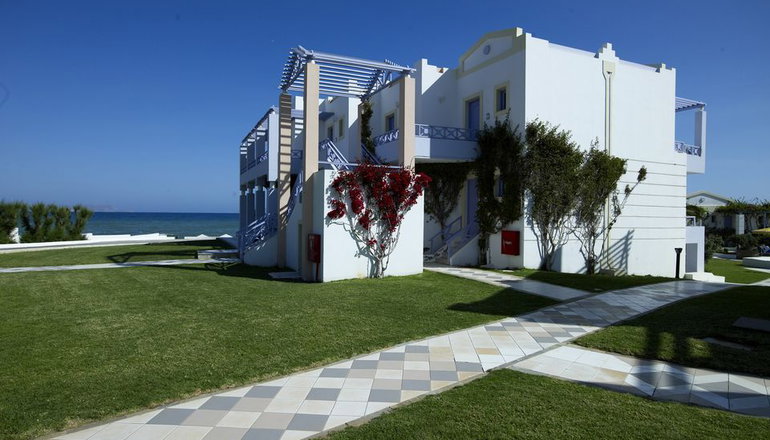 5* Serita Beach Hotel