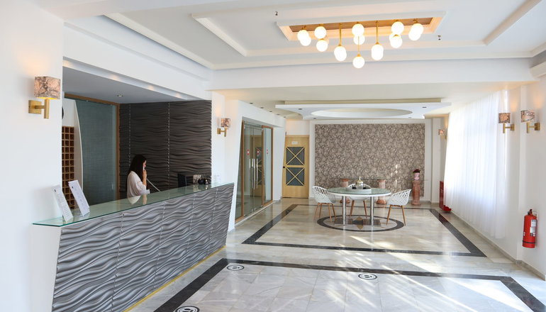 4* Adel Paradise