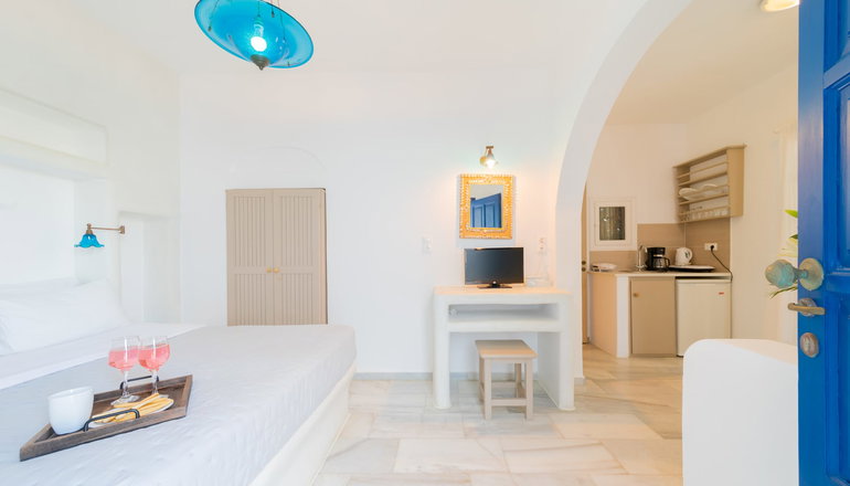 Antonina Hotel - Αγία Άννα, Νάξος