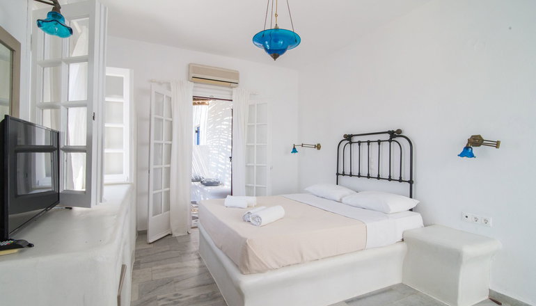 Antonina Hotel - Αγία Άννα, Νάξος