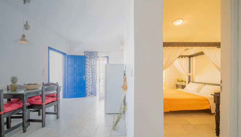 Antonina Hotel - Αγία Άννα, Νάξος