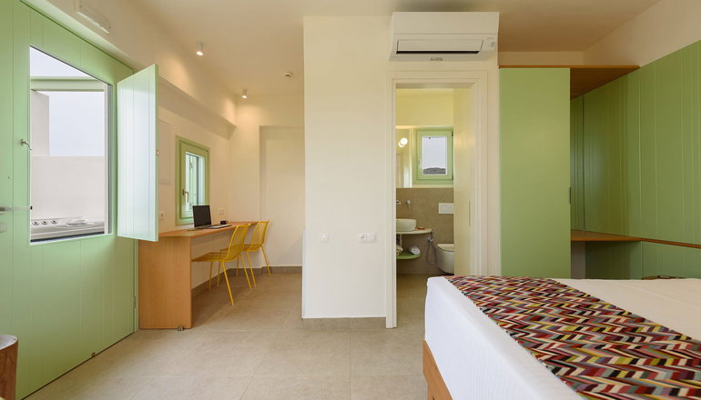 Plioni Villas