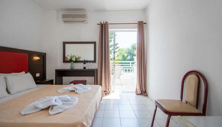 Ikaros Hotel - Λαγανάς, Ζάκυνθος