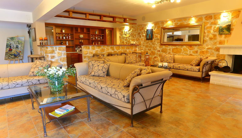 Vathi Hotel