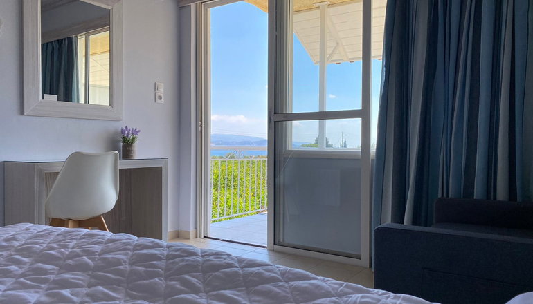 Leonidas Resort