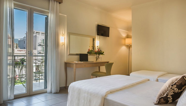 4* Ionian Plaza Hotel - Αργοστόλι, Κεφαλονιά