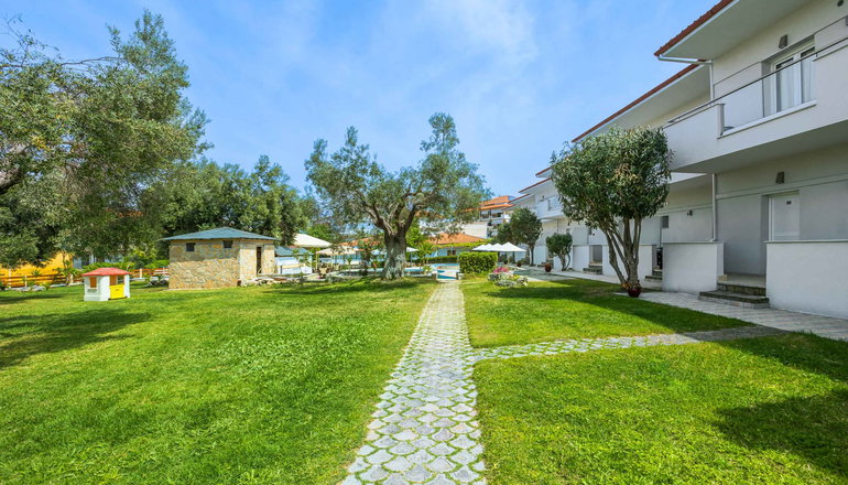 Nikiforos Village