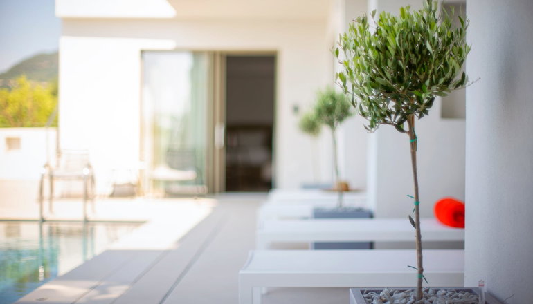 Livinghome Suites