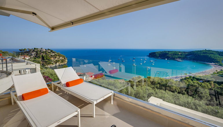 Livinghome Suites