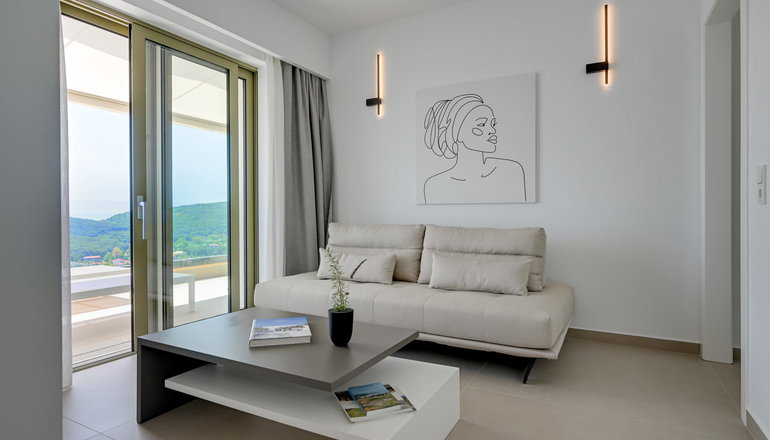 Livinghome Suites