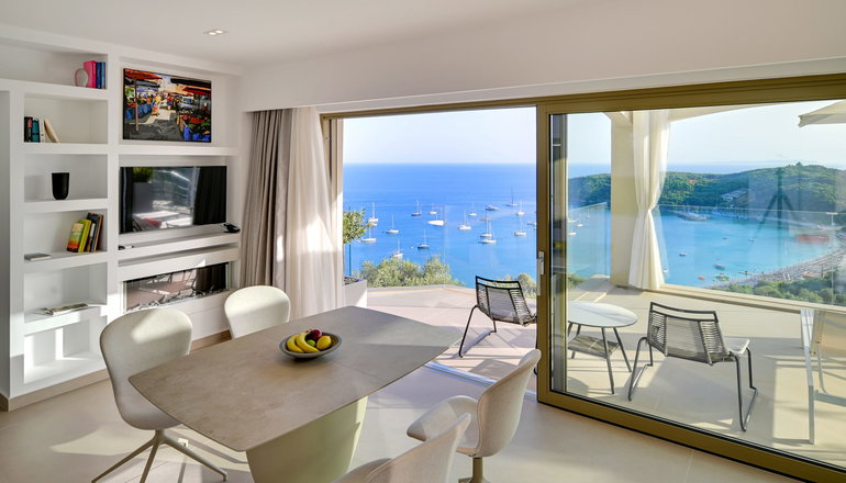 Livinghome Suites