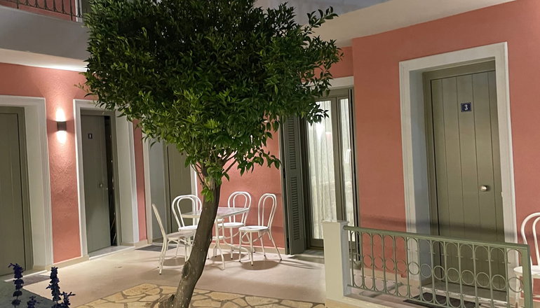 Anax Apartments - Πάργα