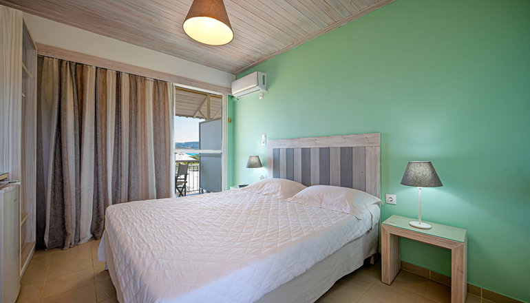 Leonidas Resort