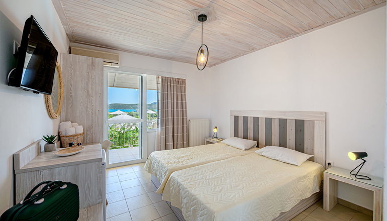 Leonidas Resort