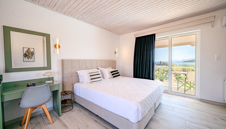 Leonidas Resort