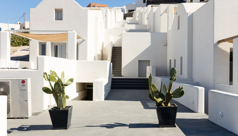 Serapias Suites - Έξω Γωνιά, Σαντορίνη