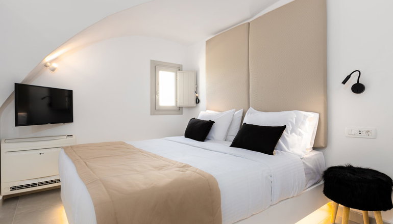 Serapias Suites - Έξω Γωνιά, Σαντορίνη