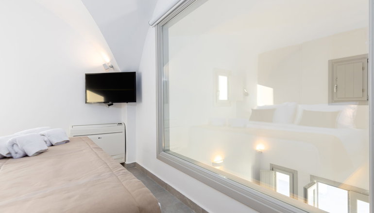 Serapias Suites - Έξω Γωνιά, Σαντορίνη