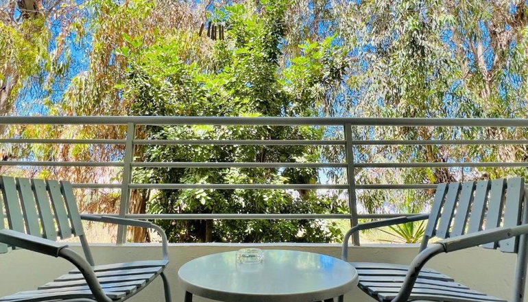 Karteros Hotel