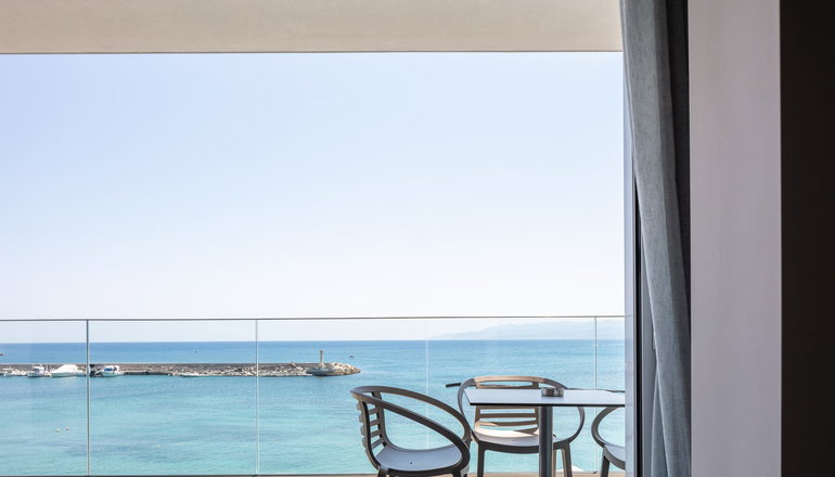 Skipper Beachfront Suites - Χερσόνησος, Κρήτη