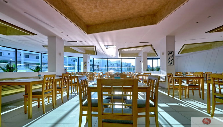 4* Silver Beach Hotel