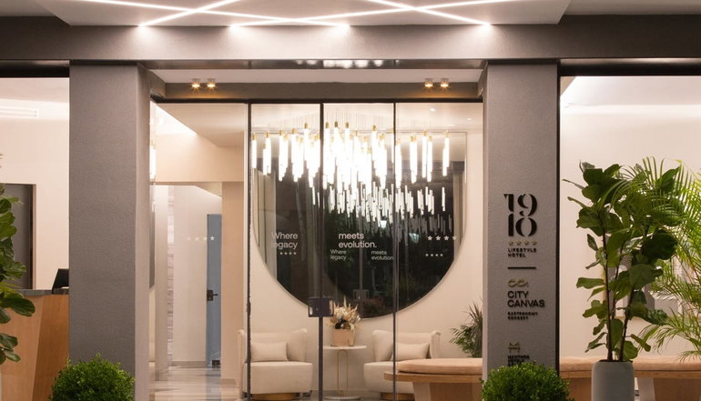4* 1910 Lifestyle Hotel